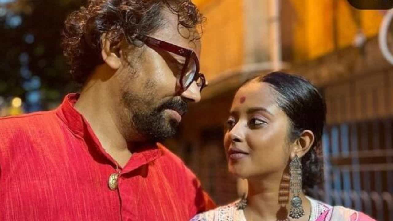 জীবনের নতুন ইনিংস, কয় মাস পার করে খুশিতে ডগমগ শ্রুতি? জীবনের নতুন ইনিংস, কয় মাস পার করে খুশিতে ডগমগ শ্রুতি?