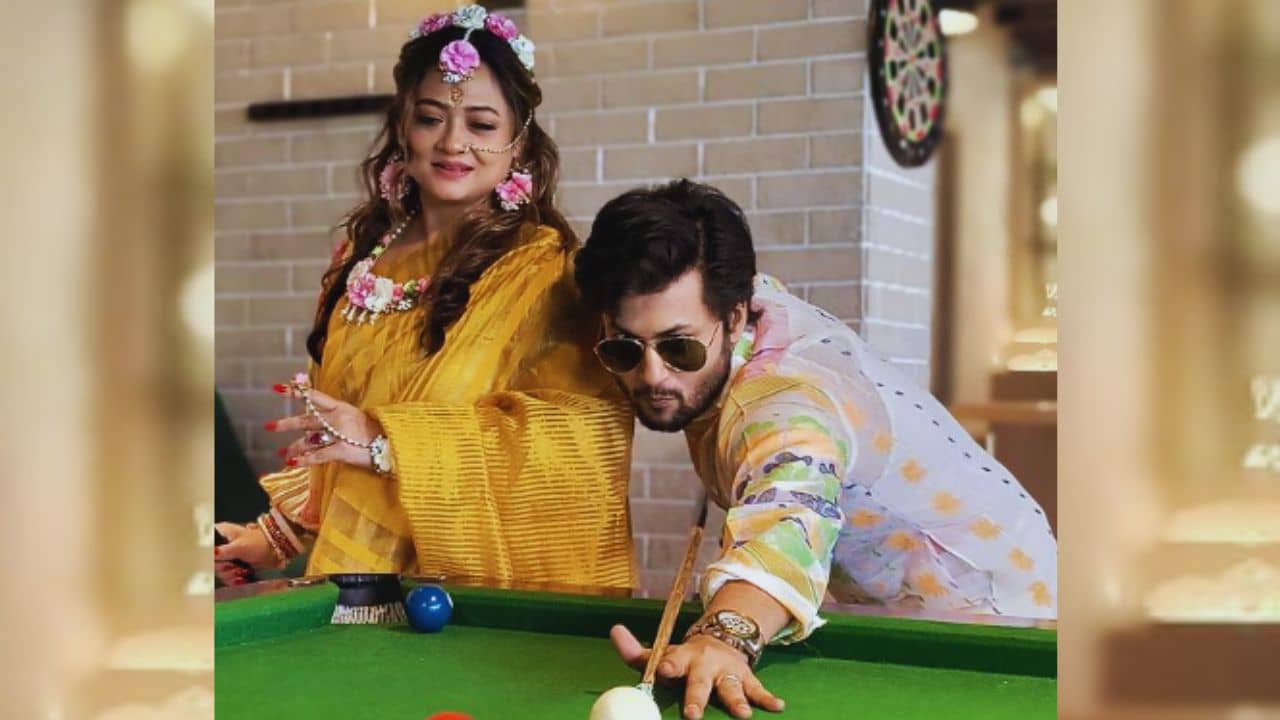 ছেলের হাতেই আইবুড়োভাত রূপাঞ্জনার, চলল চুটিয়ে খেলাধুলোও