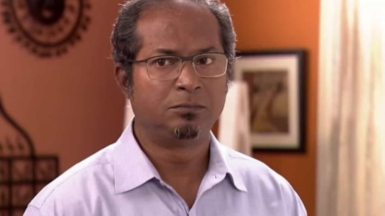 হাজার লোকের মাঝে সুদীপ্তাকে জাপটে ধরে ঠোঁটে চুমু খেতে হয় চন্দন সেনকে, কতখানি অপ্রস্তুত ছিলেন অভিনেতা? হাজার লোকের মাঝে সুদীপ্তাকে জাপটে ধরে ঠোঁটে চুমু খেতে হয় চন্দন সেনকে, কতখানি অপ্রস্তুত ছিলেন অভিনেতা?