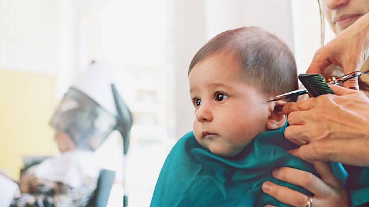 Hair Care Myth: বাচ্চাকে ন্যাড়া করে দিলেই কি ঘন চুল গজায়? জেনে নিন