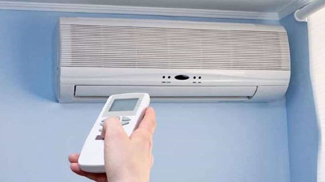 Air Conditioner: পুরনো AC বদলে কম দামে নিন নতুন AC, কোথায়, কীভাবে পাবেন Air Conditioner: পুরনো AC বদলে কম দামে নিন নতুন AC, কোথায়, কীভাবে পাবেন