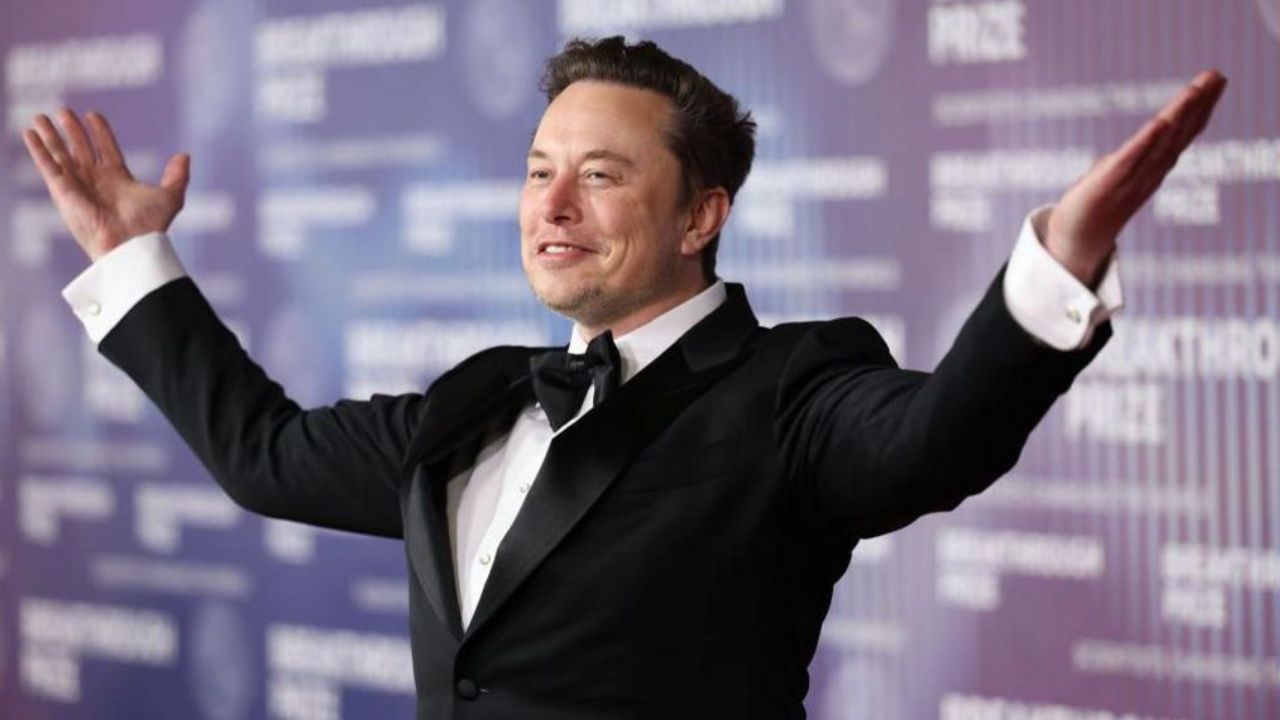 Elon Musk in India: ২০০ থেকে ৩০০ কোটির বিনিয়োগ! কী ‘উপহার’ নিয়ে ভারতে আসছেন ইলন মাস্ক