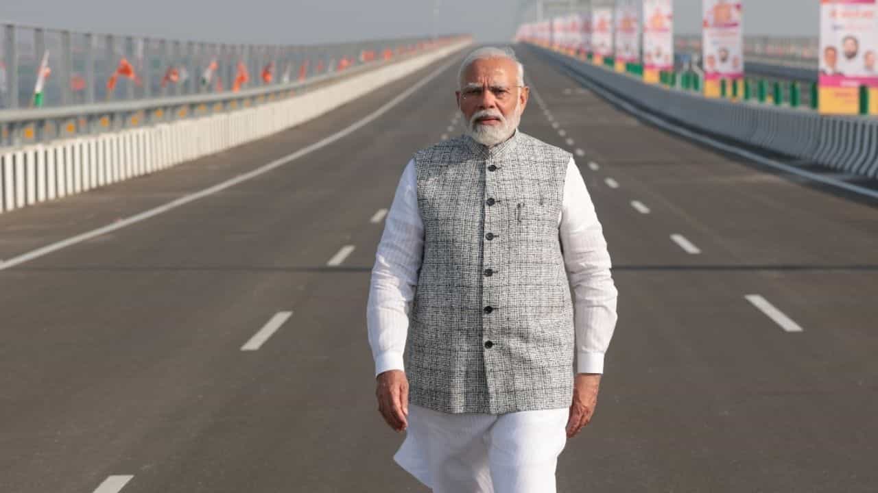 Narendra Modi: লক্ষ্য ২০৪৭, AI-এর সাহায্য নিয়ে সব পরিকল্পনা করে ফেলেছেন প্রধানমন্ত্রী