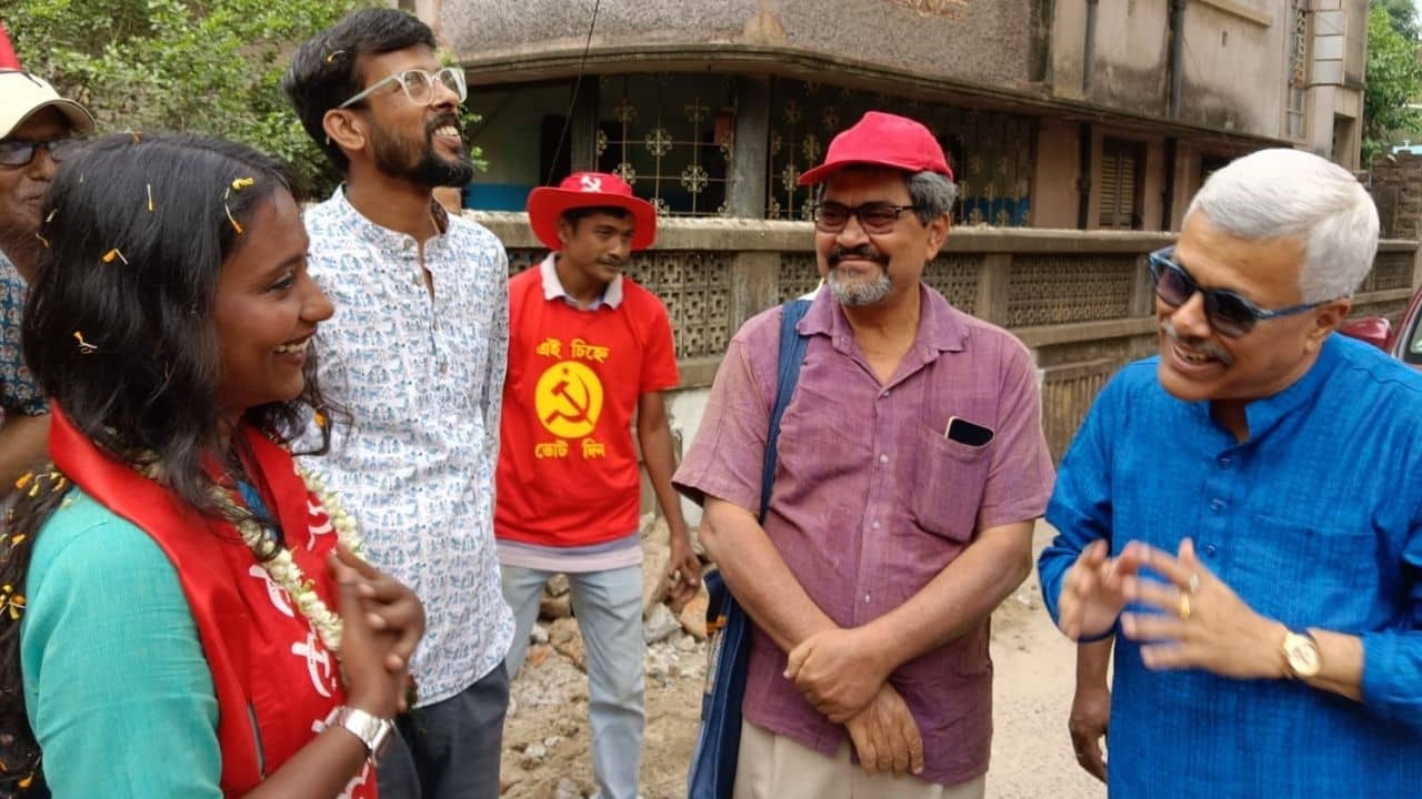 Dipsita Dhar: ওর বক্তব্য ভাল লাগে, দীপ্সিতাকে দেখেই এগিয়ে এলেন তৃণমূলের প্রবীর ঘোষাল