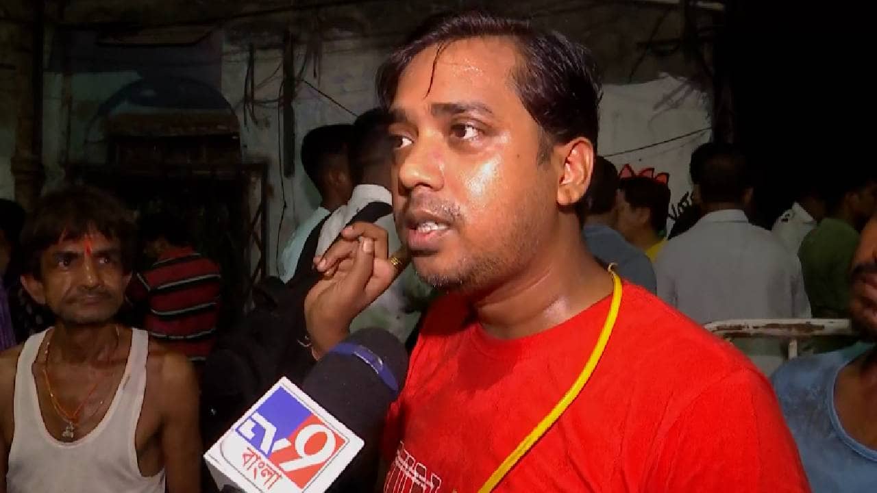 House Collapsed: পাথুরিয়াঘাটায় ভাঙল বিপজ্জনক বাড়ি, দেওয়াল কেটে চলল উদ্ধারকাজ