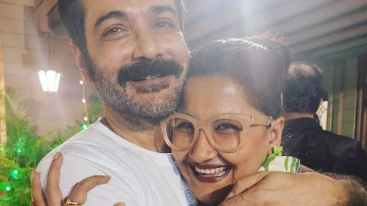 রচনার খুব দুঃখ! প্রসেনজিৎ পাশে বসে হাত ধরে কেন করলেন না প্রেম...