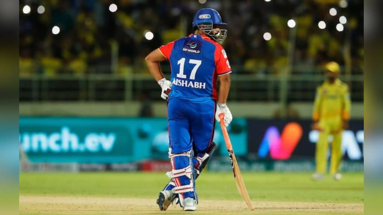 Rishabh Pant: সতীর্থদের ভুলে নির্বাসিত হতে চলেছেন ঋষভ পন্থ!