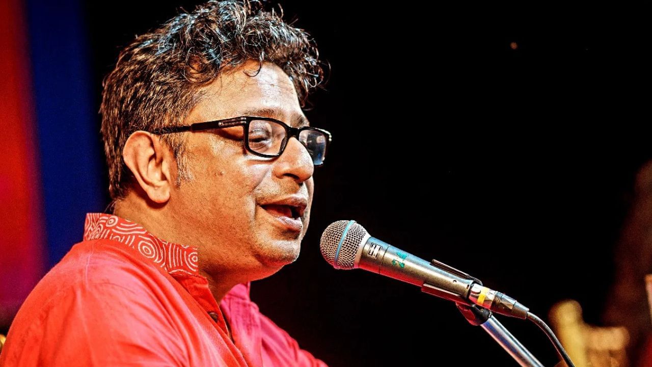 রূপঙ্কর বাগচী গান শেখাতে কত টাকা পারিশ্রমিক চান? কোথায় তাঁর স্কুল? রূপঙ্কর বাগচী গান শেখাতে কত টাকা পারিশ্রমিক চান? কোথায় তাঁর স্কুল?