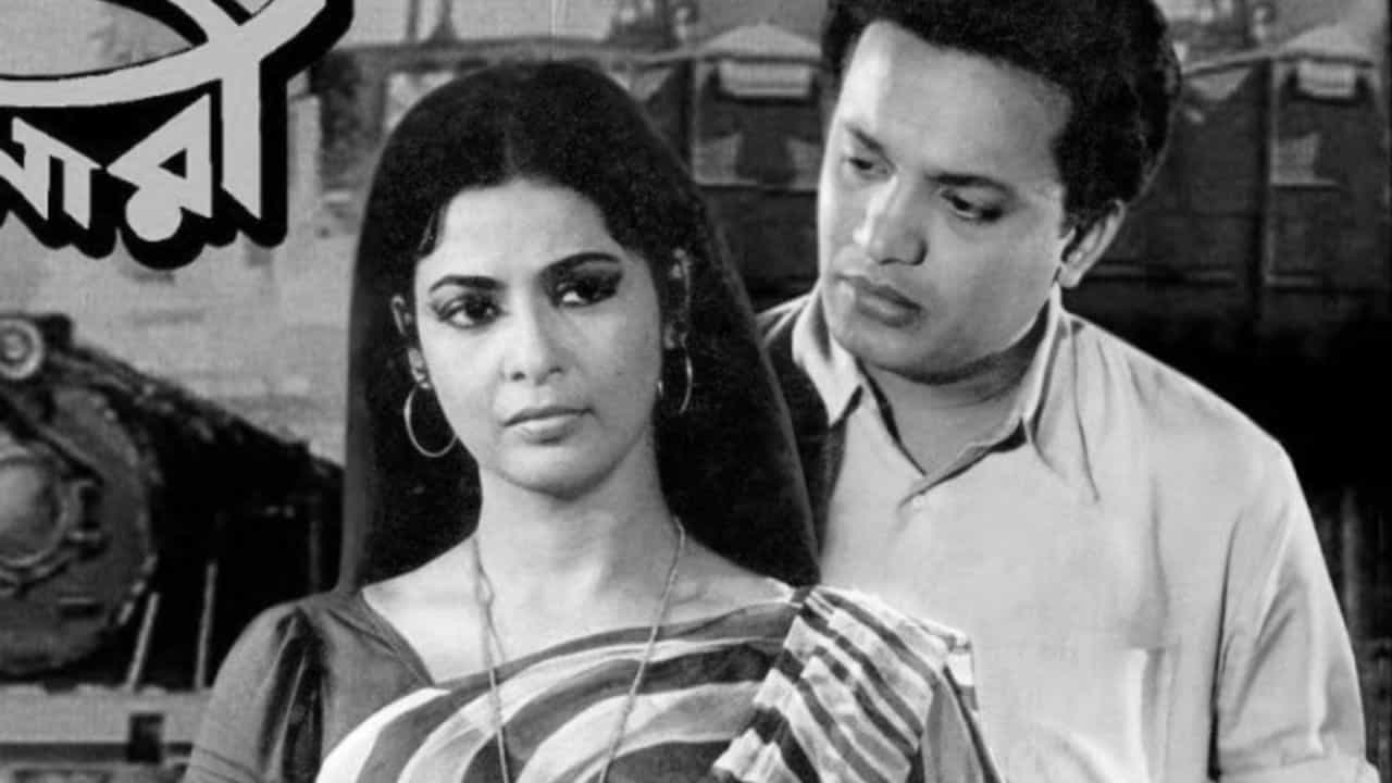 উত্তম নন? সুপ্রিয়ার 'দুর্বলতা' ছিলেন এই দুই অভিনেতা, একজন তো পাল্টেছিলেন... উত্তম নন? সুপ্রিয়ার 'দুর্বলতা' ছিলেন এই দুই অভিনেতা, একজন তো পাল্টেছিলেন...
