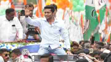 Abhishek Banerjee: প্রচারে তখন অভিষেক, TMC কর্মীরা খেলছিলেন সবুজ আবির, হঠাৎ বললেন, এ কী এখনই...