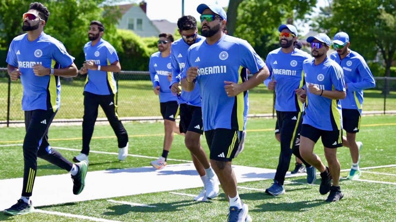 Rohit Sharma: ভিডিয়ো: নিউ ইয়র্কে তুমুল বৃষ্টি, নেটিজ়েনরা বলছেন, ভাগ রোহিত ভাগ