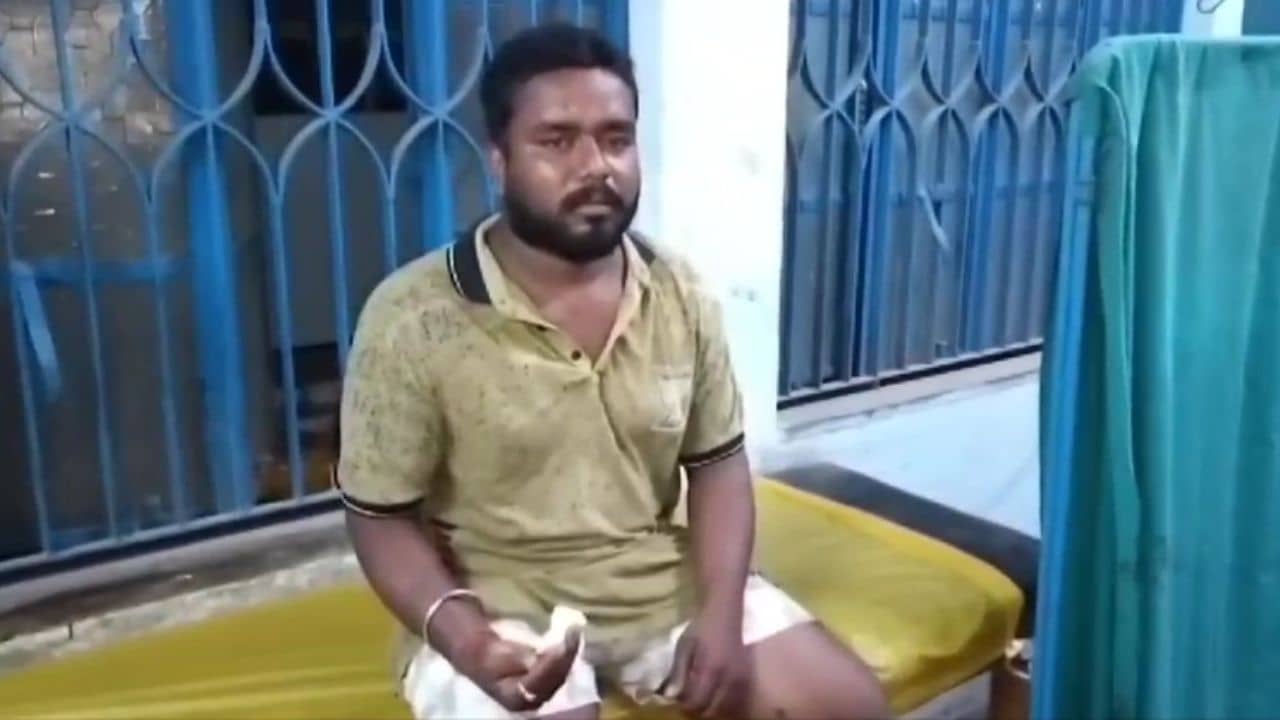 Burdwan: প্রচারে অশান্তি, তৃণমূল কর্মীর হাতের আঙুল কামড়ে দেওয়ার অভিযোগ