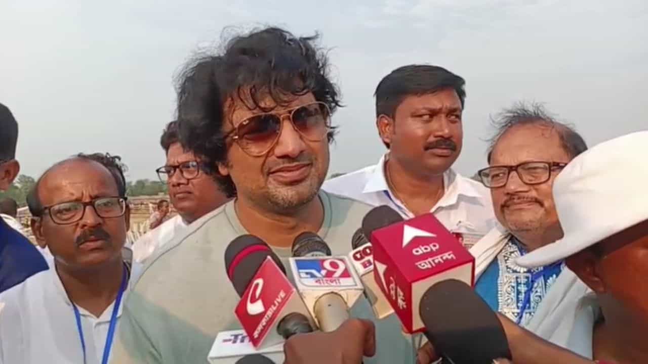 Dev On Rose Valley: এবার রোজভ্যালি মামলায় নাম জড়াল দেবের, 'ফাইনাল' চার্জশিট দিল CBI Dev On Rose Valley: এবার রোজভ্যালি মামলায় নাম জড়াল দেবের, 'ফাইনাল' চার্জশিট দিল CBI