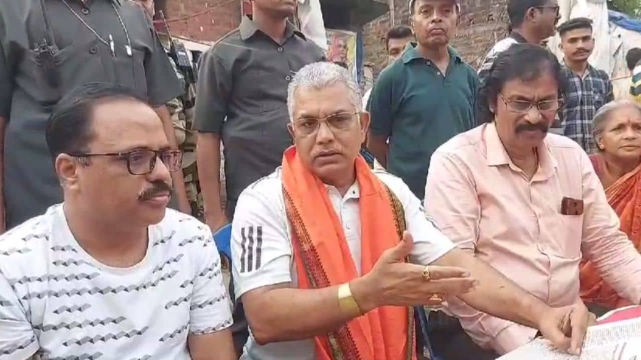 Dilip Ghosh: ‘ফের প্রধানমন্ত্রী হবেন নরেন্দ্র মোদী, তারপর দেখবেন কী হয়…’, কিসের ইঙ্গিত দিলীপের?