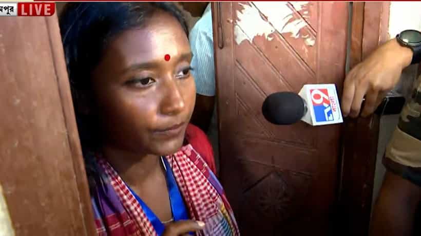 Dipsita Dhar: নামাজের সময় জয় বাংলা স্লোগান কেন? প্রশ্ন তুললেন দীপ্সিতা
