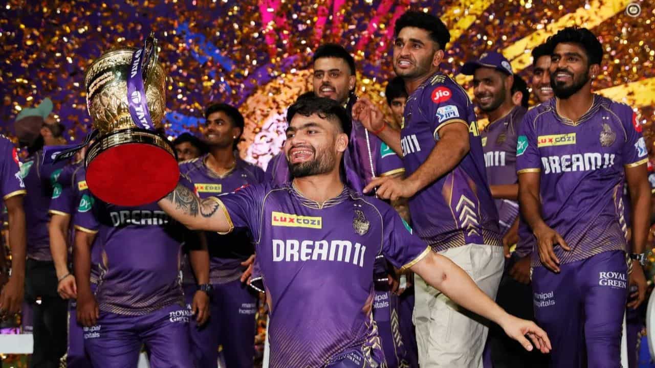 KKR Champion: এক দশক পর আইপিএল চ্যাম্পিয়ন কেকেআর, কলকাতায় সেলিব্রেশন কবে! KKR Champion: এক দশক পর আইপিএল চ্যাম্পিয়ন কেকেআর, কলকাতায় সেলিব্রেশন কবে!