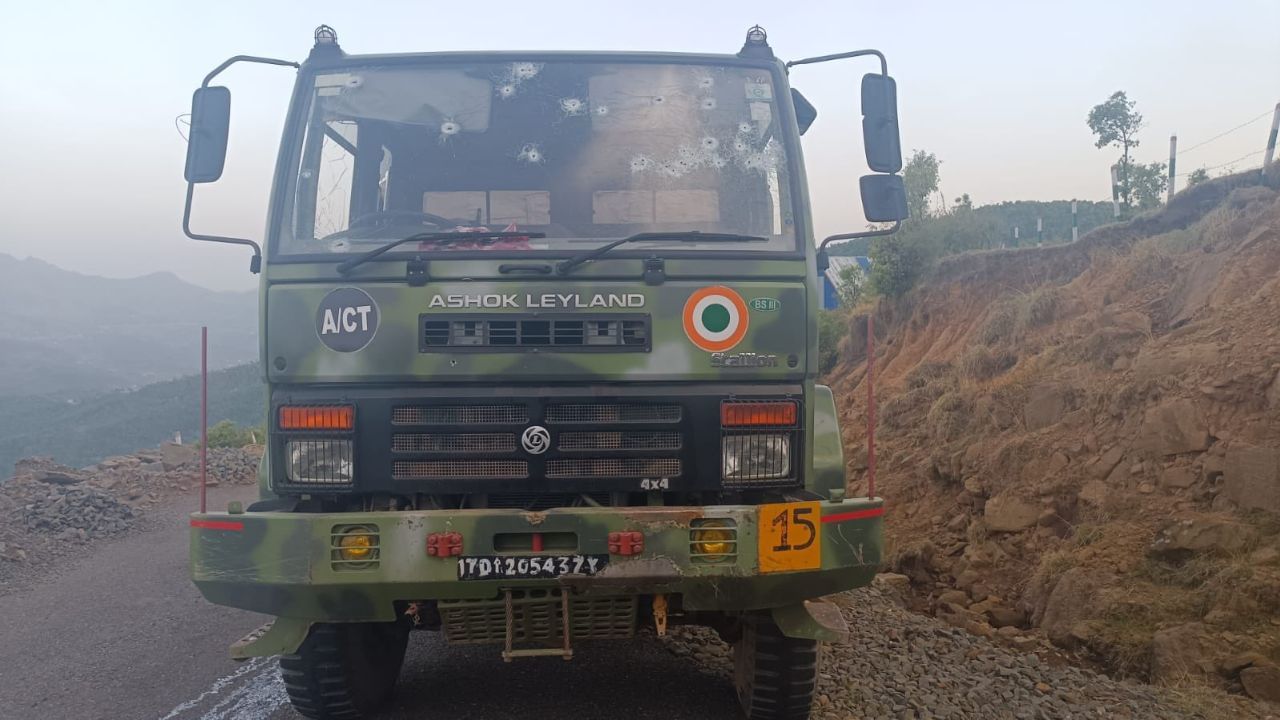 Indian Air Force: কাশ্মীরে বায়ুসেনার কনভয়ে এলোপাথাড়ি গুলি জঙ্গিদের! শহিদ জওয়ান