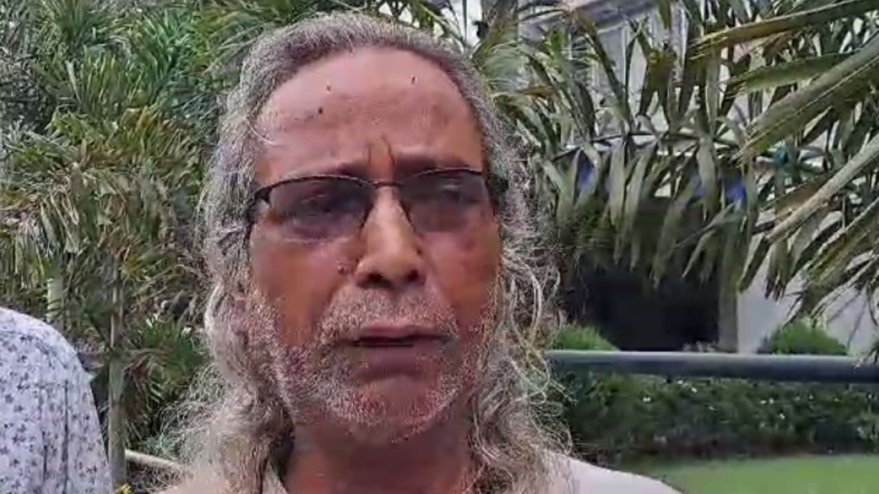 Katwa: ব্যাঙ্কের নামে ফোন, বিশ্বাস করে দিয়েও দিলেন OTP, ফাঁকা হয়ে গেল বৃদ্ধের অ্যাকাউন্ট Katwa: ব্যাঙ্কের নামে ফোন, বিশ্বাস করে দিয়েও দিলেন OTP, ফাঁকা হয়ে গেল বৃদ্ধের অ্যাকাউন্ট