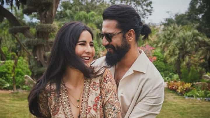 Katrina Kaif: লুকোনো ক্যামেরায় ধরা পড়ল ক্যাটরিনার এ কেমন চেহারা! Katrina Kaif: লুকোনো ক্যামেরায় ধরা পড়ল ক্যাটরিনার এ কেমন চেহারা!