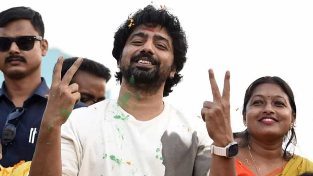 DEV: অভিযোগ জানিয়েছিলেন দেবকে! ৭ দিনের মধ্যে 'ফল' পেলেন দাসপুরবাসী DEV: অভিযোগ জানিয়েছিলেন দেবকে! ৭ দিনের মধ্যে 'ফল' পেলেন দাসপুরবাসী