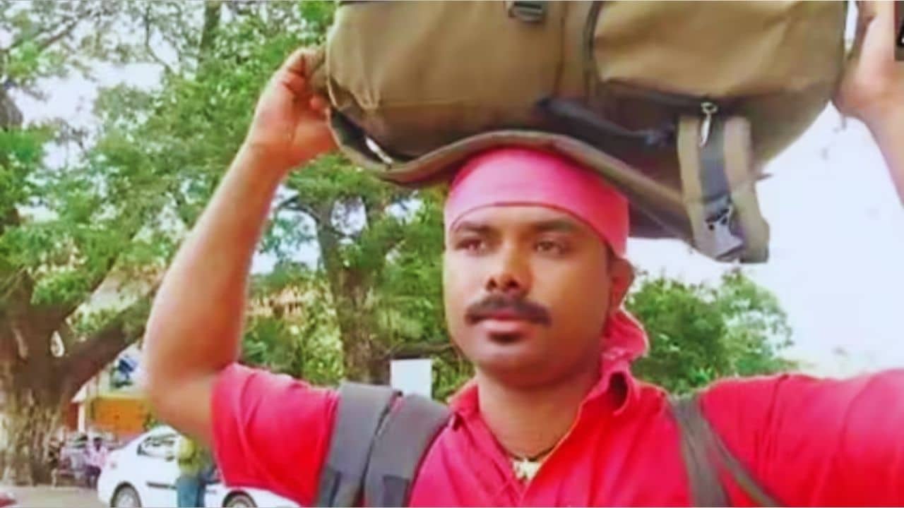 ২ শিফ্টে কুলির কাজ করতেন, স্টেশনের ফ্রি Wi-Fi তে পড়েই আজ IAS, রিলকেও হার মানাবে শ্রীনাথের রিয়েল গল্প