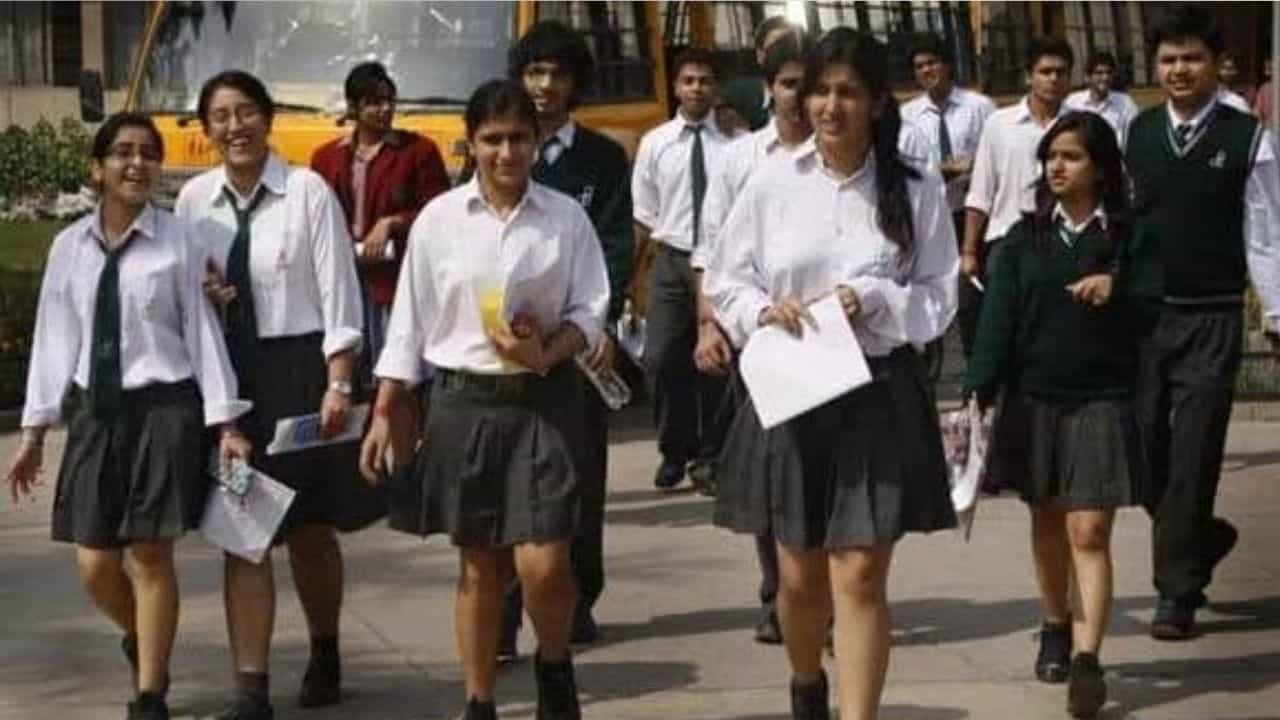 আজ ICSE, ISC-র ফল প্রকাশ, কোথা থেকে দেখবেন রেজাল্ট? আজ ICSE, ISC-র ফল প্রকাশ, কোথা থেকে দেখবেন রেজাল্ট?