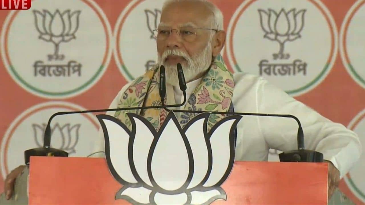 PM Narendra Modi: ভয়ে আমেঠী ছেড়ে পালিয়েছে শাহজাদা, রাহুলকে হারের খোঁচা প্রধানমন্ত্রী মোদীর