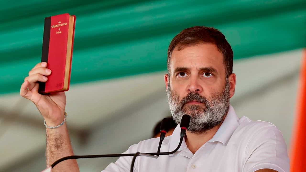 Rahul Gandhi: প্রচারে গিয়ে শুধু মিথ্যা বলছেন রাহুল গান্ধী? মিলল হাতেনাতে প্রমাণ Rahul Gandhi: প্রচারে গিয়ে শুধু মিথ্যা বলছেন রাহুল গান্ধী? মিলল হাতেনাতে প্রমাণ