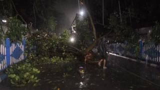 Cyclone Remal Update: রাতভর রেমালের রুদ্র তাণ্ডব, আজ সারাদিন চলবে দুর্যোগ, জারি লাল সতর্কতা