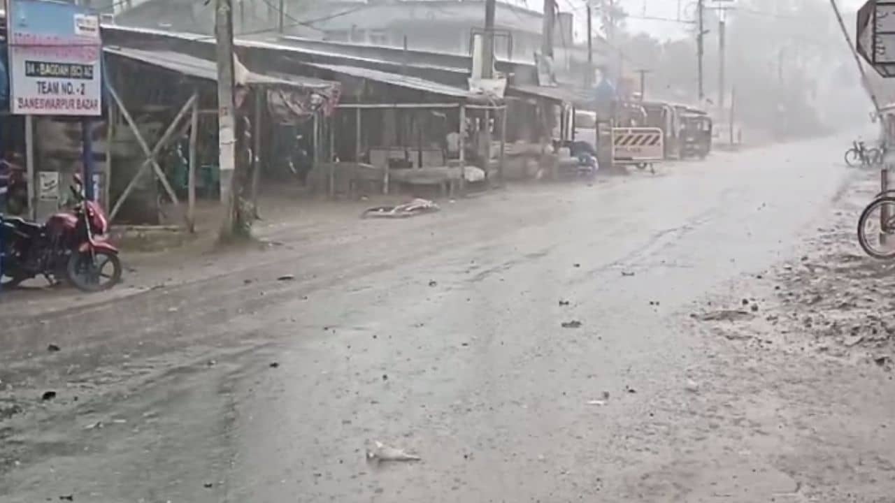 Loksabha Vote: ঝড়-ঝঞ্ঝায় ষষ্ঠ দফার ভোট চৌপাট হলে? বৈঠকে বসছে নির্বাচন কমিশন