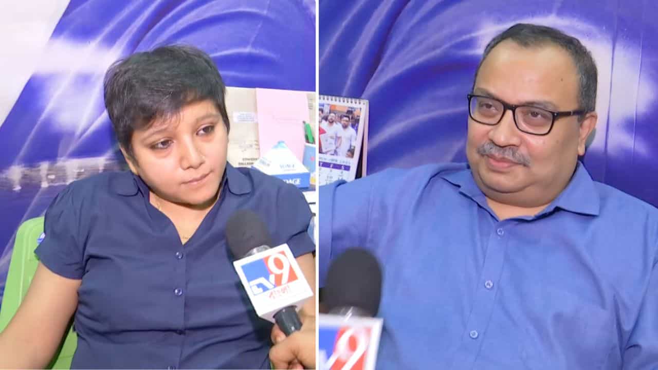 Kunal Ghosh: কুণাল-মোনালিসার সাক্ষাৎ ঘিরে নতুন জল্পনা, যদিও তাঁরা বলছেন... Kunal Ghosh: কুণাল-মোনালিসার সাক্ষাৎ ঘিরে নতুন জল্পনা, যদিও তাঁরা বলছেন...