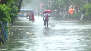 Cyclone Metro: সব স্তব্ধ করে ছাড়বে নাকি? মেট্রো স্টেশন তো পুকুর! ঠোক্কর খাচ্ছে পরিষেবা