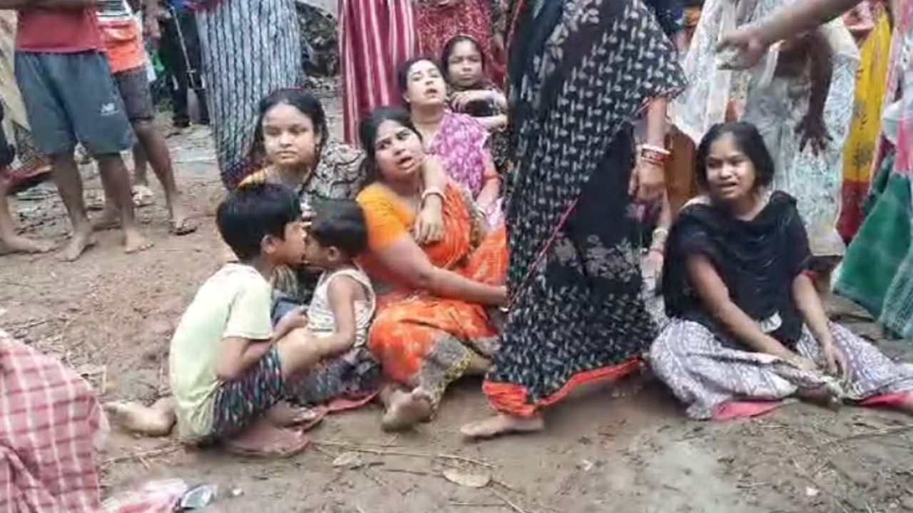 Migrant Worker Death: আবার মালদহ! মৃত্যু হল আরও এক পরিযায়ী শ্রমিকের Migrant Worker Death: আবার মালদহ! মৃত্যু হল আরও এক পরিযায়ী শ্রমিকের