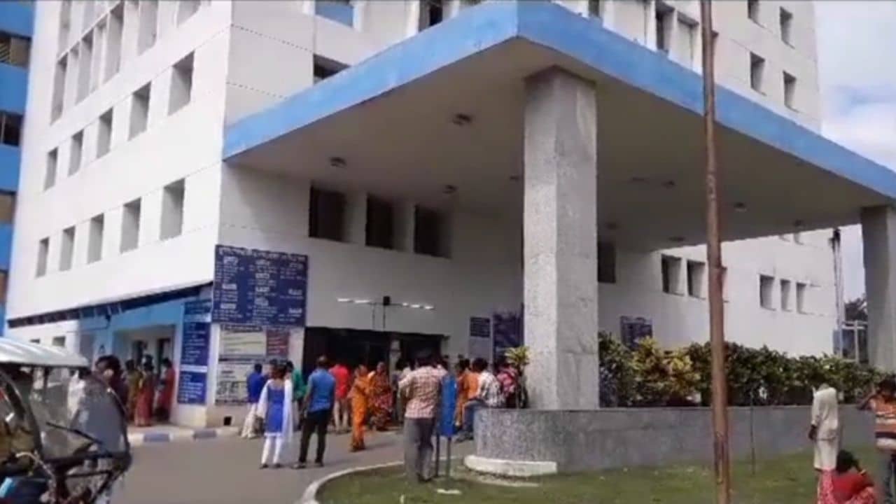 Balurghat: কথা ছিল সিজার করার, ডাক্তার করলেন নর্মাল ডেলিভারি! যা হল সদ্যোজাতর পরিস্থিতি