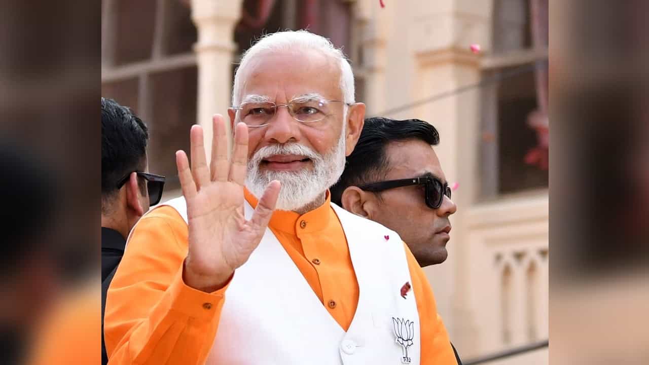Modi on banking sector: ব্যাঙ্কিং ক্ষেত্রে রেকর্ড মুনাফা ভারতের! ভোটের মধ্যেই বড় সুখবর দিলেন মোদী Modi on banking sector: ব্যাঙ্কিং ক্ষেত্রে রেকর্ড মুনাফা ভারতের! ভোটের মধ্যেই বড় সুখবর দিলেন মোদী