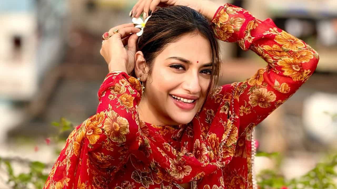 সলমনের বিগবসে বাংলার নুসরত? অবশেষে সবটা জানালেন নিজেই সলমনের বিগবসে বাংলার নুসরত? অবশেষে সবটা জানালেন নিজেই