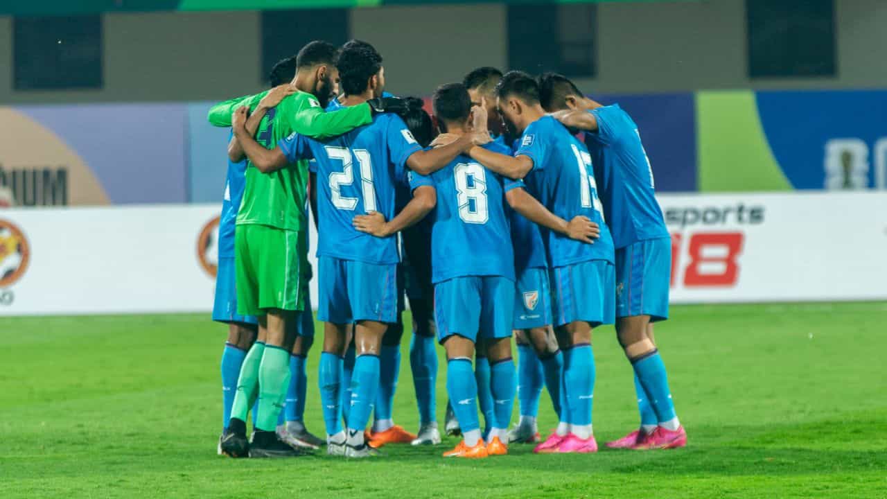 Indian Football: ভুবনেশ্বরে ১ মাসের শিবির, ভারতীয় দল থেকে বাদ মোহনবাগানের ৩ ফুটবলার! Indian Football: ভুবনেশ্বরে ১ মাসের শিবির, ভারতীয় দল থেকে বাদ মোহনবাগানের ৩ ফুটবলার!