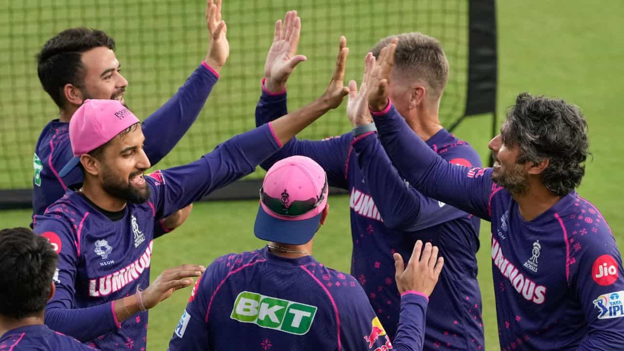 RR vs PBKS IPL 2024 Match Prediction: দিল্লির জয়ে প্লে-অফ নিশ্চিত, আজ জিতলেই কি প্রথম 'দুইয়ে' RR? RR vs PBKS IPL 2024 Match Prediction: দিল্লির জয়ে প্লে-অফ নিশ্চিত, আজ জিতলেই কি প্রথম 'দুইয়ে' RR?