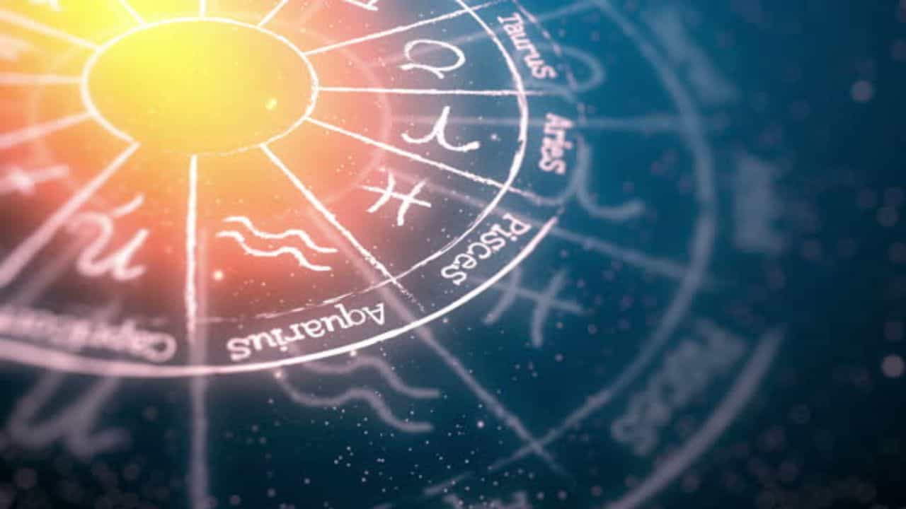 Today Horoscope 16th May, 2024: আজ কোন কোন রাশির জন্য শুভ? কেমন যাবে, পড়ুন রাশিফল Today Horoscope 16th May, 2024: আজ কোন কোন রাশির জন্য শুভ? কেমন যাবে, পড়ুন রাশিফল