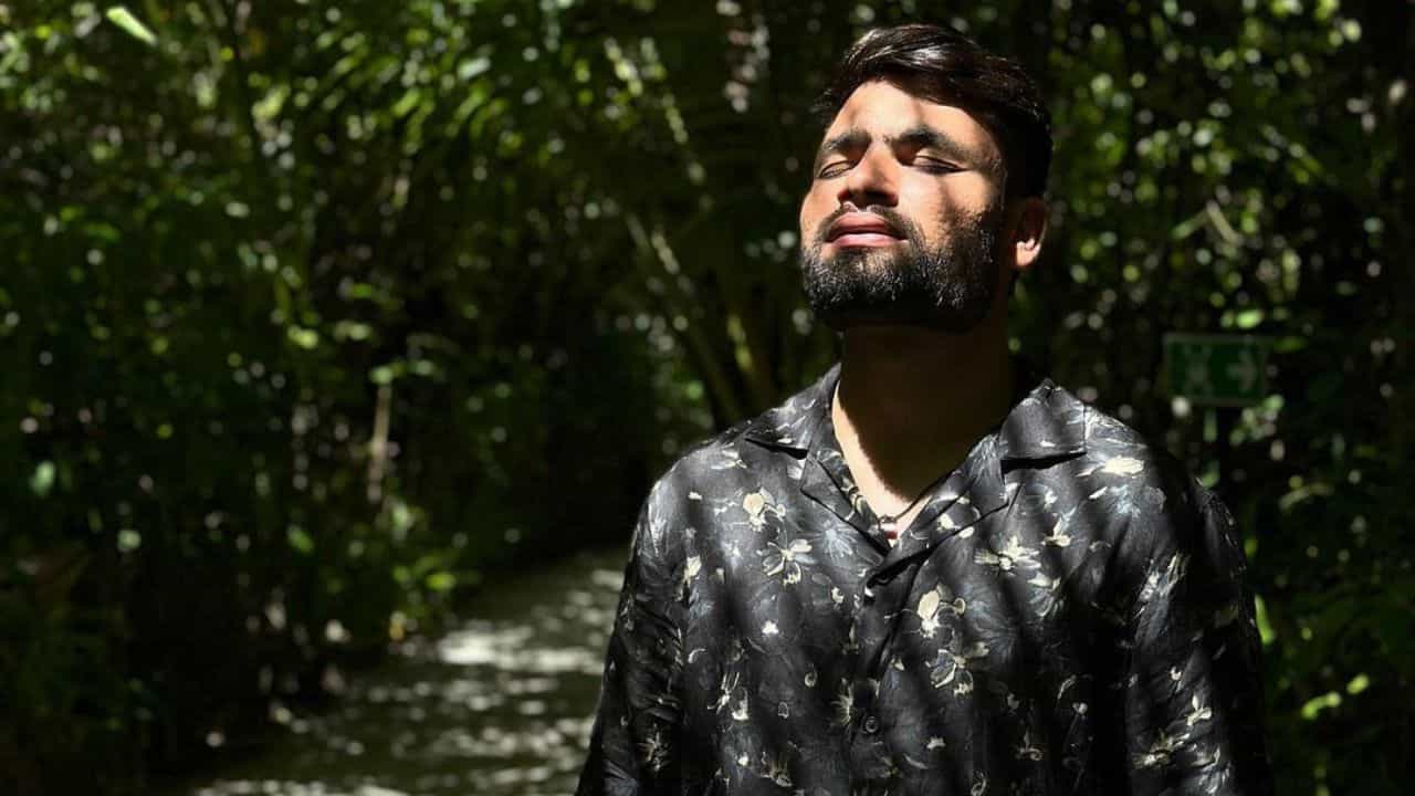 Rinku Singh: নিউ ইয়র্ক পৌঁছেই ভ্রমণে বেরিয়ে পড়লেন রিঙ্কু সিং! সঙ্গী আরও দু-জন... Rinku Singh: নিউ ইয়র্ক পৌঁছেই ভ্রমণে বেরিয়ে পড়লেন রিঙ্কু সিং! সঙ্গী আরও দু-জন...