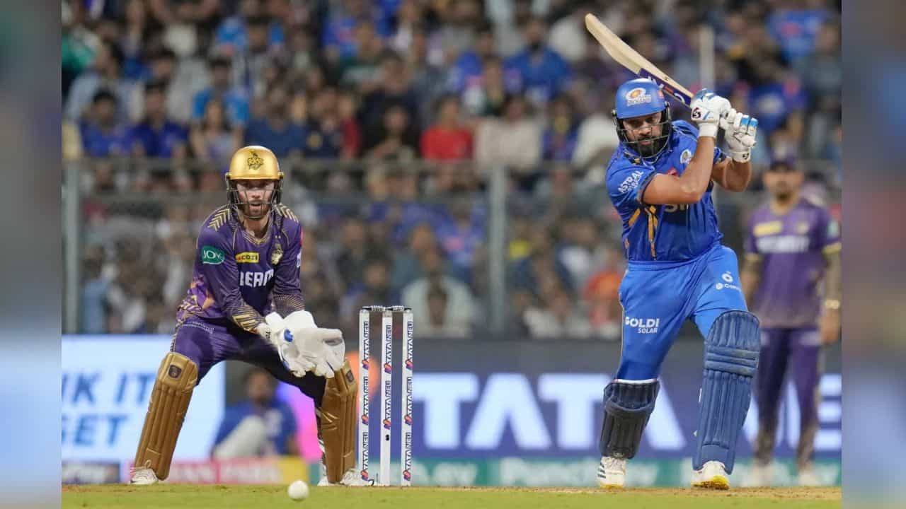 Rohit Sharma: KKR এর বিরুদ্ধে ইমপ্যাক্ট প্লেয়ার, রোহিতের চোট নিয়ে হঠাৎই টেনশন ভারতীয় ক্রিকেটে Rohit Sharma: KKR এর বিরুদ্ধে ইমপ্যাক্ট প্লেয়ার, রোহিতের চোট নিয়ে হঠাৎই টেনশন ভারতীয় ক্রিকেটে