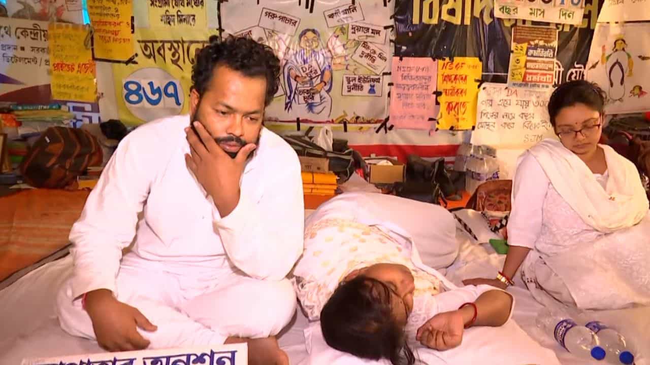SSC: অ্যাকাডেমিক স্কোর আর নতুন করে ইন্টারভিউ! 'যোগ্য' বাছাইয়ে কোন পথে যেতে পারে SSC? SSC: অ্যাকাডেমিক স্কোর আর নতুন করে ইন্টারভিউ! 'যোগ্য' বাছাইয়ে কোন পথে যেতে পারে SSC?