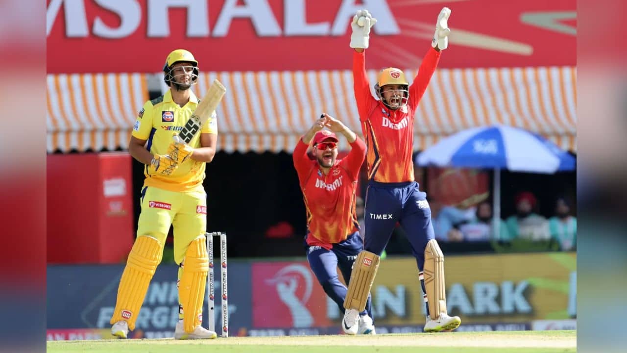 Shivam Dube: বিশ্বকাপে সুযোগ পেতেই ফর্ম ভ্যানিশ! শূন্যতা ঘিরেছে শিবম দুবেকে