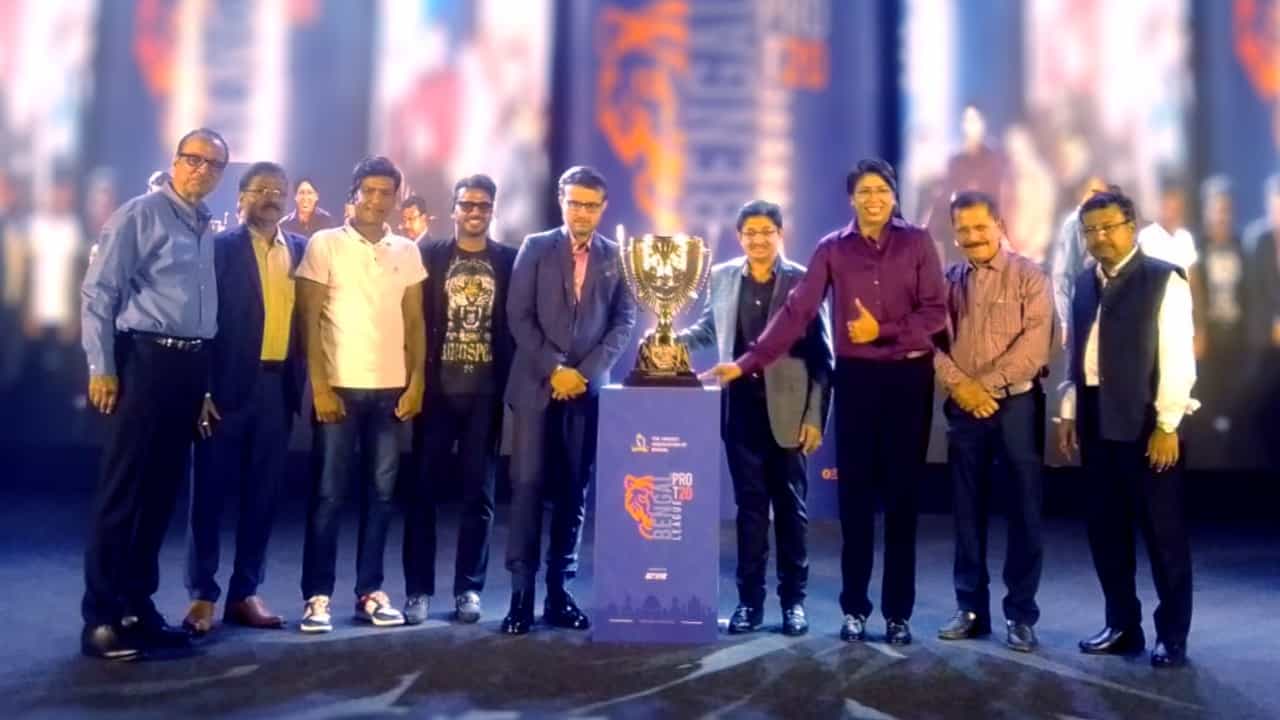 Bengal Cricket: সৌরভ-ঝুলনের হাত ধরে বেঙ্গল প্রো টি-টোয়েন্টির ট্রফি উন্মোচন Bengal Cricket: সৌরভ-ঝুলনের হাত ধরে বেঙ্গল প্রো টি-টোয়েন্টির ট্রফি উন্মোচন