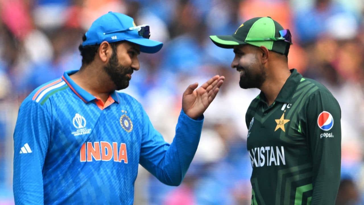 T20 World Cup 2024: পাক ফ্যানের কাছে ক্ষমা চাইলেন ভারতের সমর্থক! কারণ জানলে হাসি পাবেই...