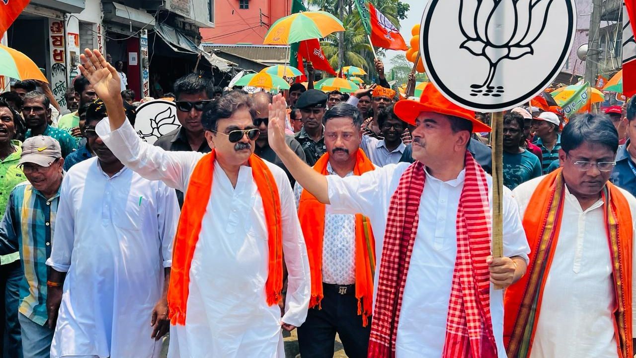 Suvendu Adhikari: 'দুপুর ২টো থেকে ৪ টে পর্যন্ত বাড়ির বাইরে গয়না পরে বেরোবেন না' , হঠাৎ এ কথা কেন বললেন শুভেন্দু? Suvendu Adhikari: 'দুপুর ২টো থেকে ৪ টে পর্যন্ত বাড়ির বাইরে গয়না পরে বেরোবেন না' , হঠাৎ এ কথা কেন বললেন শুভেন্দু?