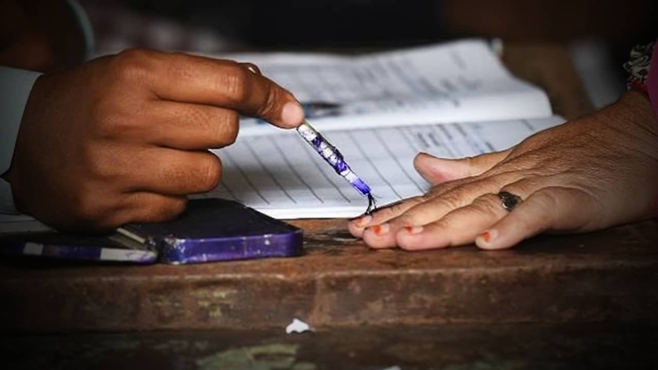 Tendered Ballot: আপনার ভোট কেউ দিয়ে দিলে আপনি কীভাবে ভোট দেবেন জেনে নিন