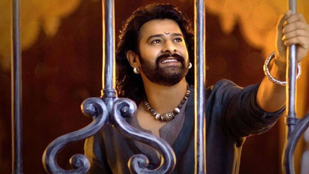 কাকে কষ্ট দিতে চান না বলে ৪০-এও অবিবাহিত প্রভাস, অবশেষে মুখ খুললেন বাহুবলী