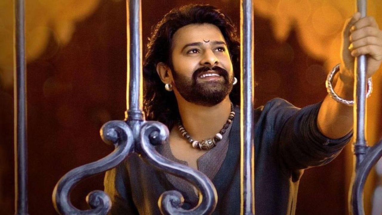 কাকে কষ্ট দিতে চান না বলে ৪০-এও অবিবাহিত প্রভাস, অবশেষে মুখ খুললেন বাহুবলী কাকে কষ্ট দিতে চান না বলে ৪০-এও অবিবাহিত প্রভাস, অবশেষে মুখ খুললেন বাহুবলী