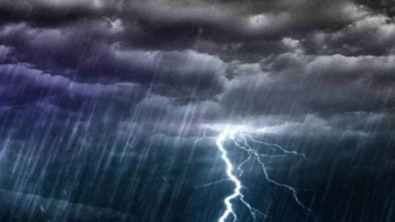 Latest Weather Update: আর ২ ঘণ্টার মধ্যে ধেয়ে আসছে প্রবল ঝড়-বৃষ্টি, জারি হল কমলা সতর্কতা